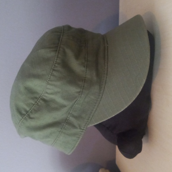 Green Cadet Cap with Skull and Lightening Accent - Picture 2 of 3
